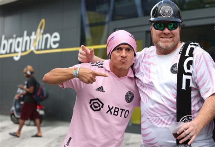 	Lionel Messi makes smash debut in South Florida | PHOTOS	