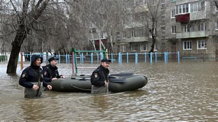 Locals protest as Russian regions face worst flooding for decades