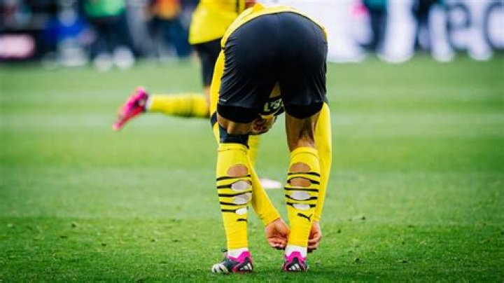 Loch im Socken – 11FREUNDE