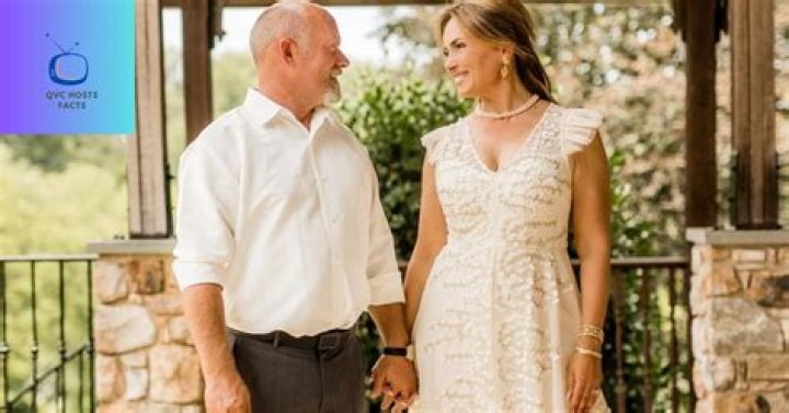 Love And Elegance: The Lisa Robertson And Jeffrey Lawrence Wedding