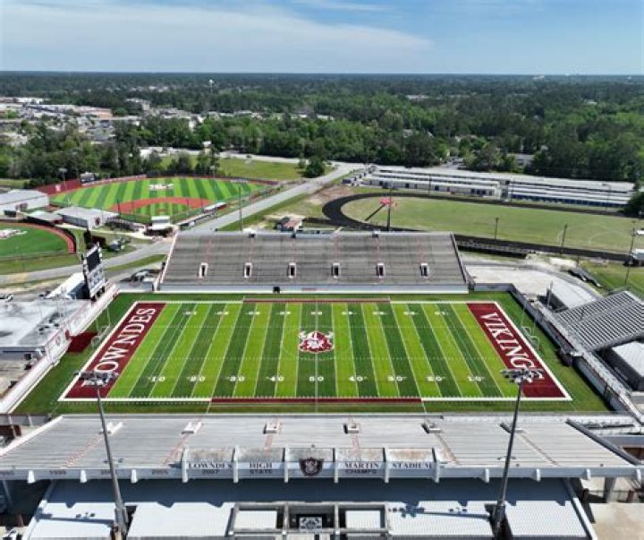 Lowndes High School - Valdosta