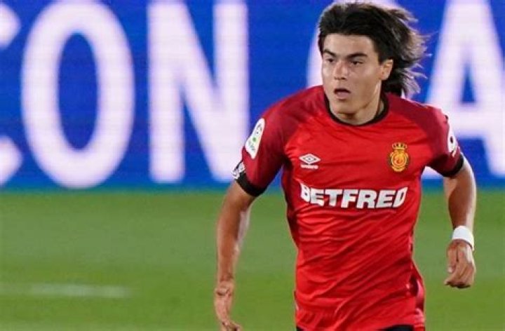 Luka Romero, 16 year old Argentine wonder kid, set to join Lazio