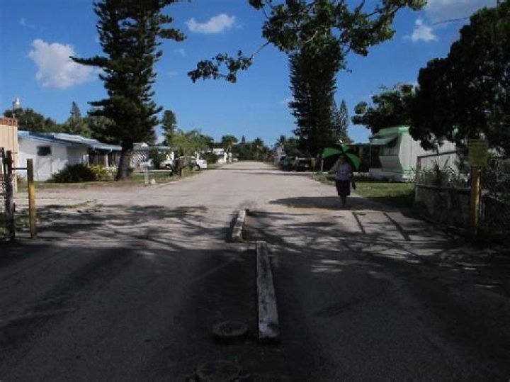 	Luxury housing will replace trailer park behind Broward Boulevard Walmart	