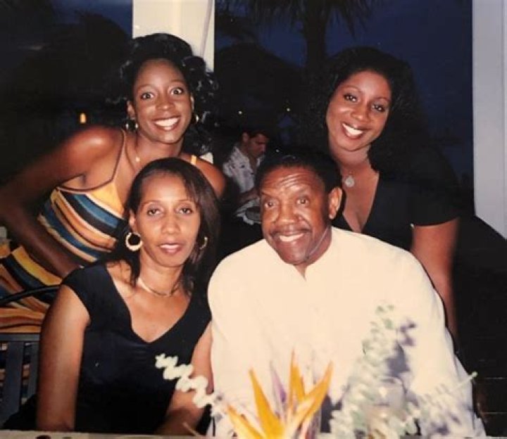 Lynette Charles Bio, Age, Height, Husband, Salary, Net worth, WMAR 2