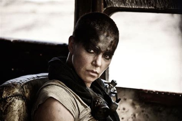 Mad Max Actress Charlize Theron 7th Highest Paid Actress: Her Net Worth, Salary, Endorsements