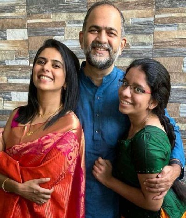 Madhura Deshpande Biography, Husband, Married, Age, Wiki, Sister