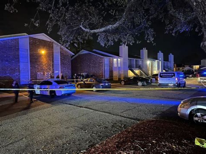 	Man found shot to death at apartment complex	