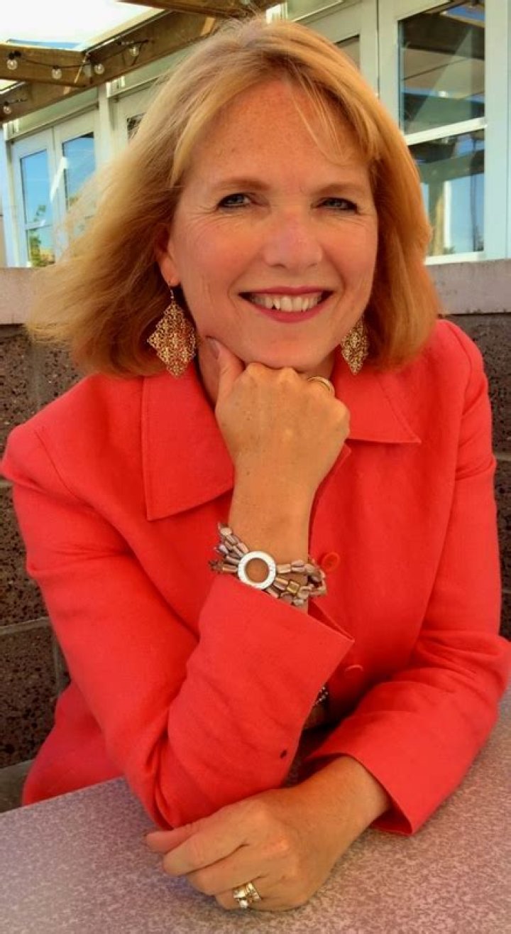 Margaret Reynolds - Bio, Age, Net Worth, Height, Married, Nationality, Body Measurement, Career