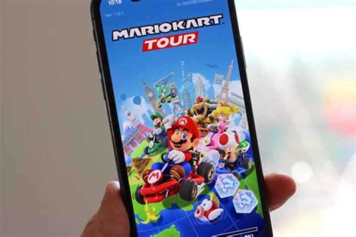 Mario Kart Tour review: Mario Kart just doesn’t feel right on a phone