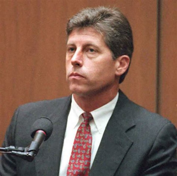 	MARK FUHRMAN STICKS NOSE INTO ANOTHER MURDER	