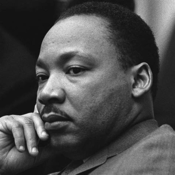 Martin Luther King Jr. - Bio, Net Worth, Height