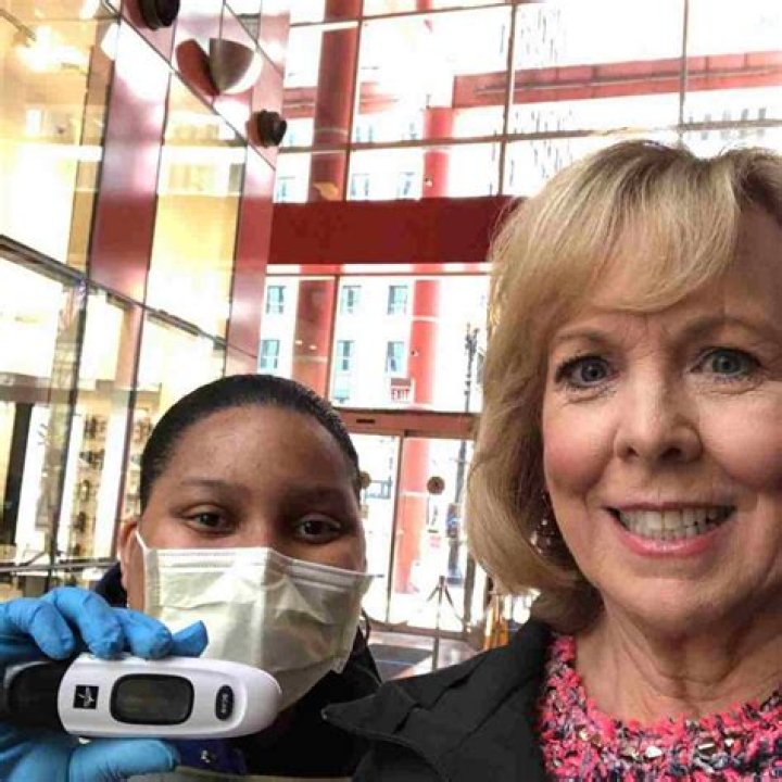 Mary Ann Ahern Bio, Age, Height, Husband, Salary, Net Worth, NBC 5