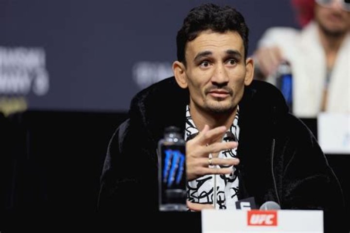 Max Holloway Net Worth 2023, Salary & Endorsements