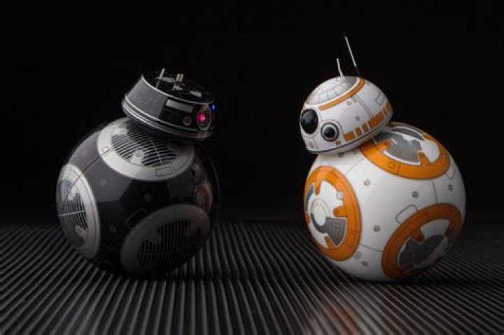 Meet BB-9E, Star Wars’ new, evil version of BB-8