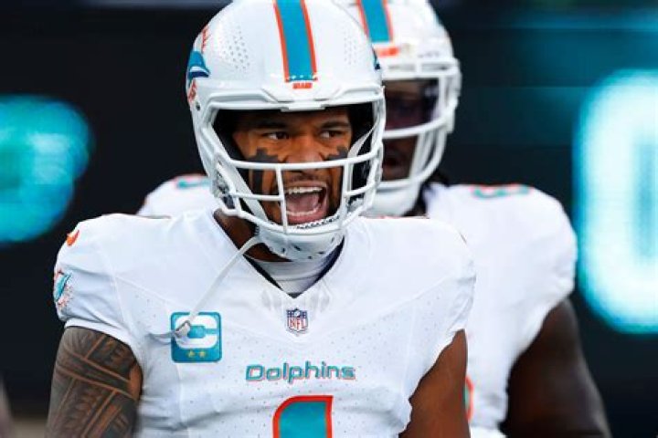 
Miami Dolphins |	Dolphins-Commanders predictions: Is anyone giving Washington a chance?	