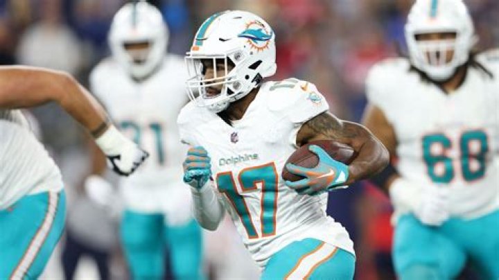 
Miami Dolphins |	Miami Dolphins’ Jaylen Waddle (concussion) doesn’t practice Thursday, status for Denver game unclear	