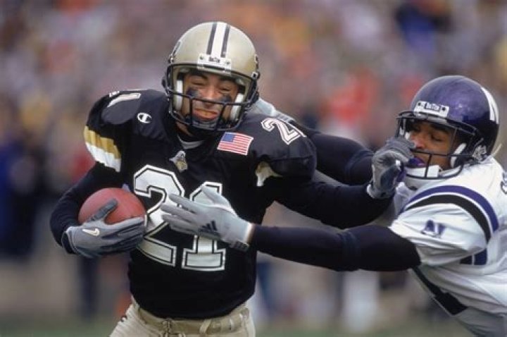 	Miami Hurricanes receivers coach Taylor Stubblefield leaving for Penn State	
