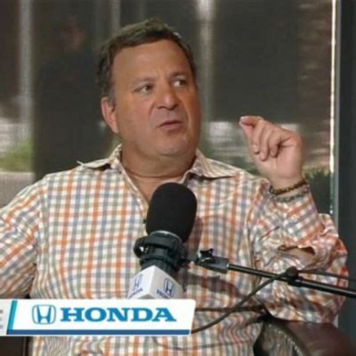Michael Lombardi Bio, Age, Height, Wife, Salary, Net Worth, VSiN
