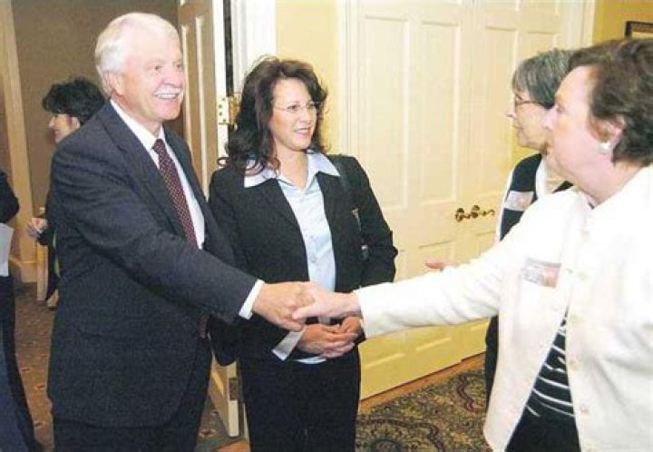 Mike And Lynn Cottrell Net Worth | Bio, Family, Address, Career