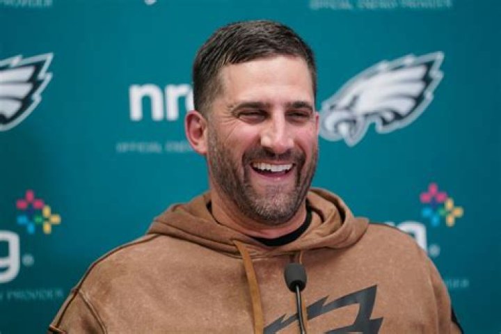 Mike Quick Bio, Age, Height, Wife, Salary, Net Worth, Philadelphia Eagles