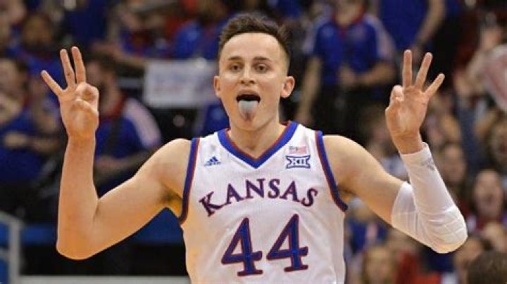 Mitch Lightfoot: Wiki, Bio, Age, Jersey, Height, Girlfriend, Parents