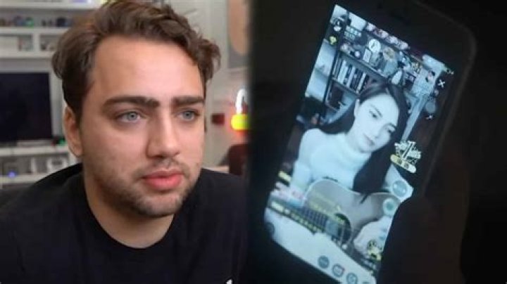 Mizkif floored by 