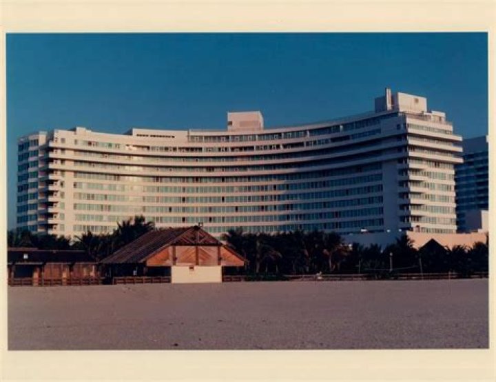 	MORRIS LAPIDUS, S. FLORIDA HOTEL ARCHITECT	