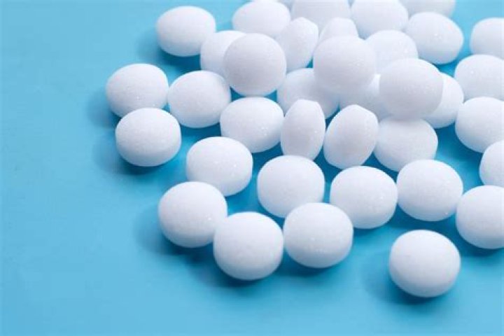 	MOTHBALLS AS POWER BOOSTER NOT WORTH IT	