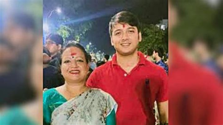 Mr. Ranjit Ghosh Wife: A Deep Dive Into Their Life Together
