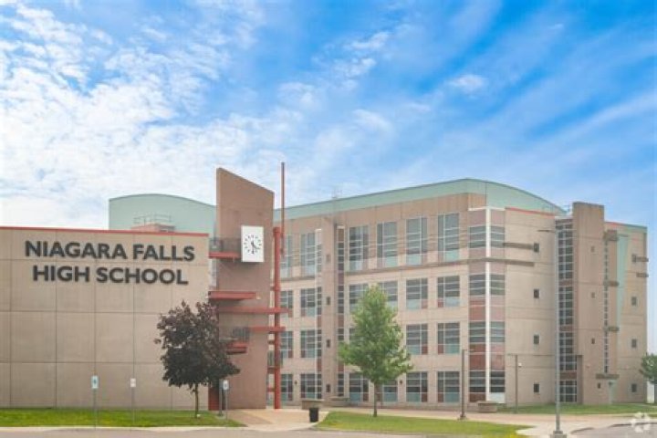 Niagara Falls High School - Niagara Falls