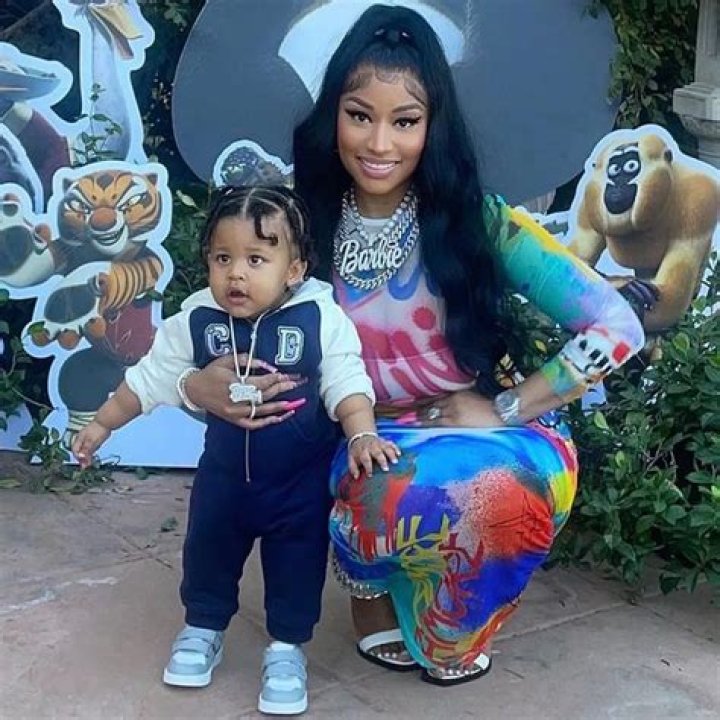 Nicki Minaj Child Name, Baby Age, Baby Father, Daughter Pics