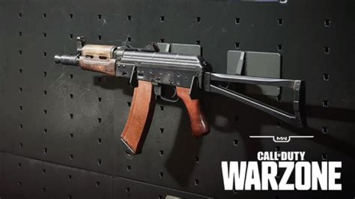 Nickmercs Reveals AK74u Warzone Loadout to Rival Mac-10