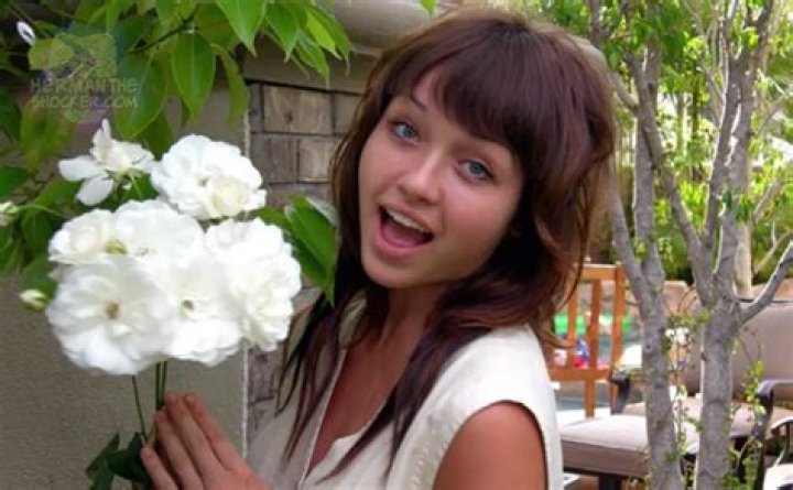 Nikki Catsoura Photos: A Captivating Glimpse Into Her Life And Career