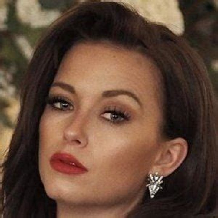 Olivia Bentley Age, Wiki, Family, Net Worth, House, Parents【 Bio 】