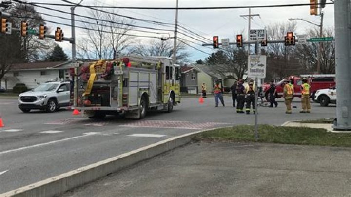 One person injured following vehicle vs bicycle crash in Westmont
