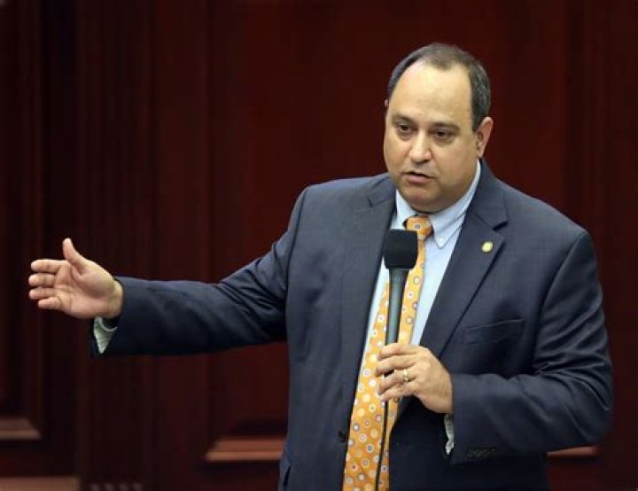 
Opinion |	Heavy-handed political interference poisons FAU search | Editorial	
