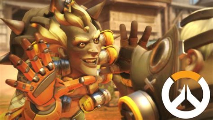 Overwatch YouTuber discovers how much weight Junkrat carries per game
