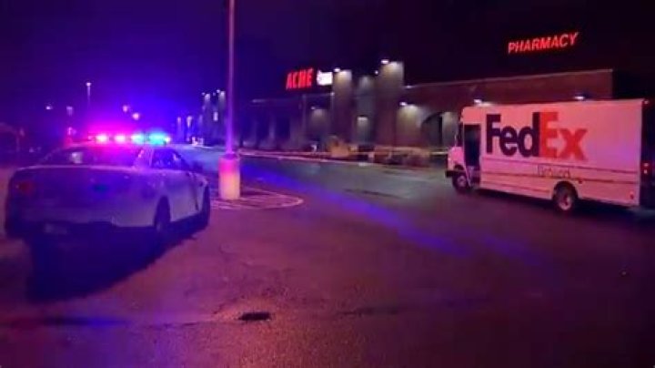 PA FedEx driver shoots suspect during robbery
