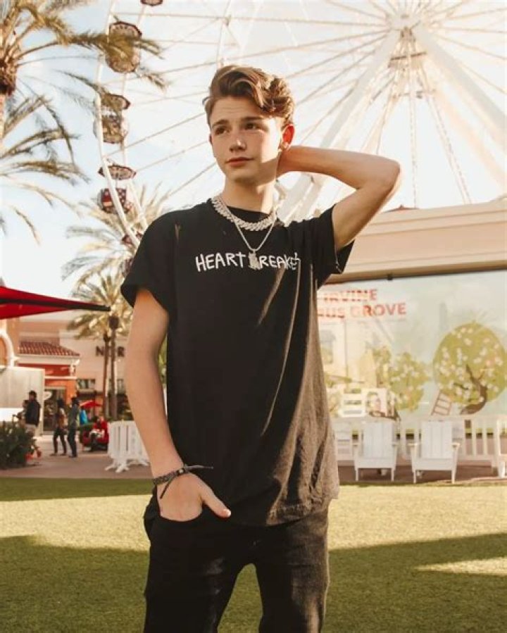 Payton Moormeier - Bio, Net Worth, Height