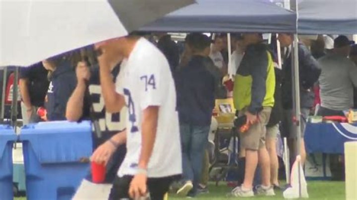 Penn State Blue-White Game sees tailgaters party through downpour