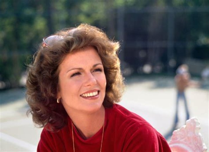 Phyllis George Biography