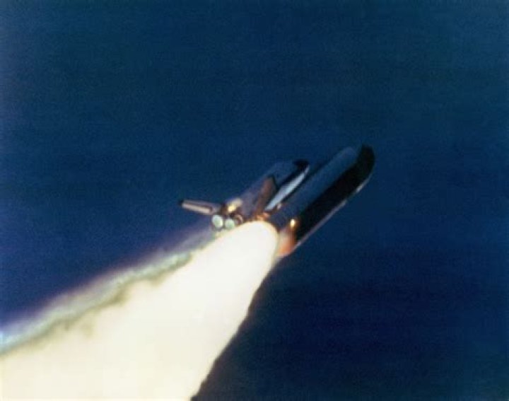 	Pictures: Space shuttle Challenger disaster	