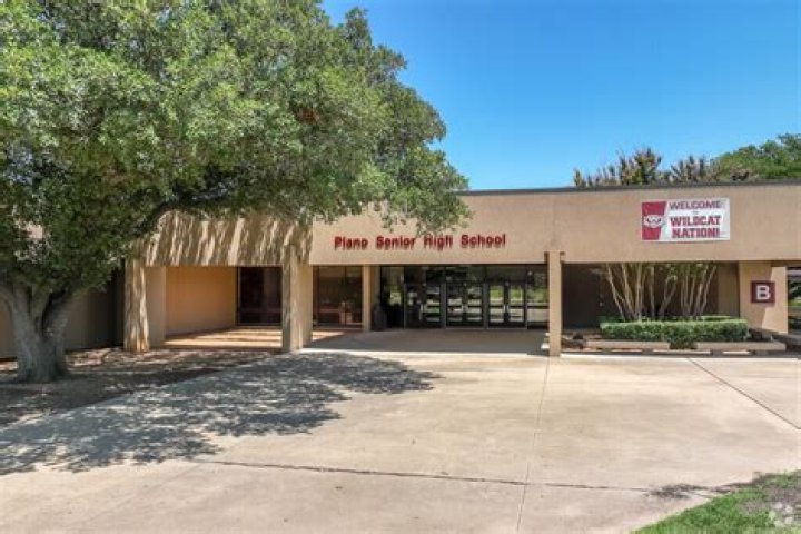 Plano Senior High School - Plano