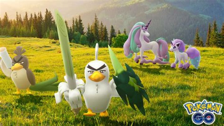 Pokemon GO Kanto Farfetch'd vs. Sirfetch’d