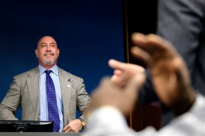 	Political whiplash: New Fort Lauderdale commission gets off to rocky start	