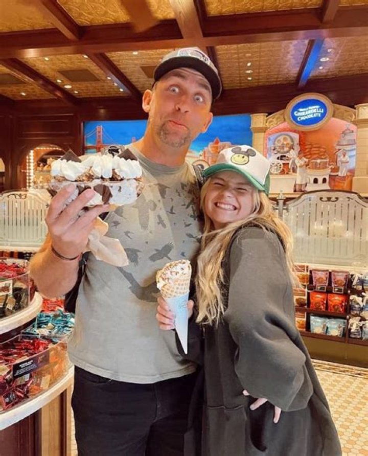 Pressley Hosbach-Bio, Career, Net Worth, In Relation, Facts