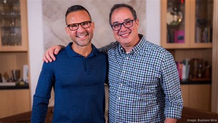 	Protein Bar CEO steps down after two years; chain names interim replacement	