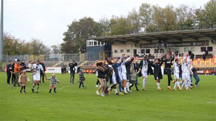 Provinzgehabe – 11FREUNDE
