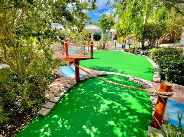 	Putt’n Around Delray Beach	