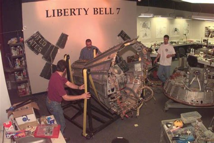 	RAISING LIBERTY BELL 7	